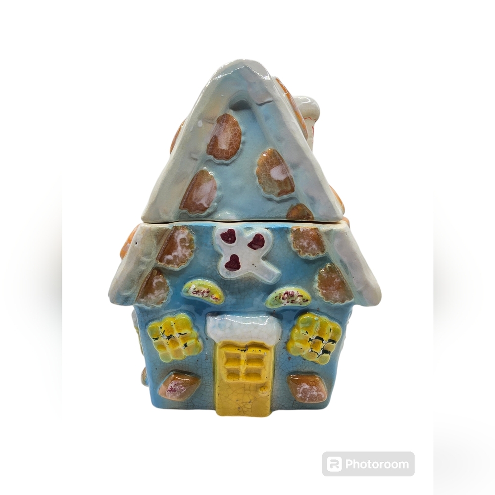 Vintage Ucagco Ceramic Gingerbread Cookie House Cabin Jar Made In Japan Adorable